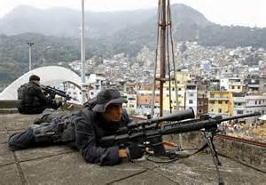 Forças Armadas no Complexo do Alemão, Rio.