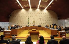 Plenário do STF: decisão saiu às cinco da tarde. 