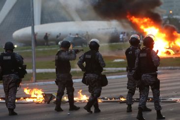 protesto-em-brasilia-01